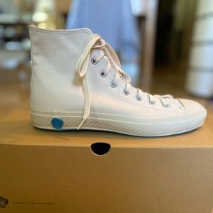 Brand new, unworn, Shoes Like Pottery